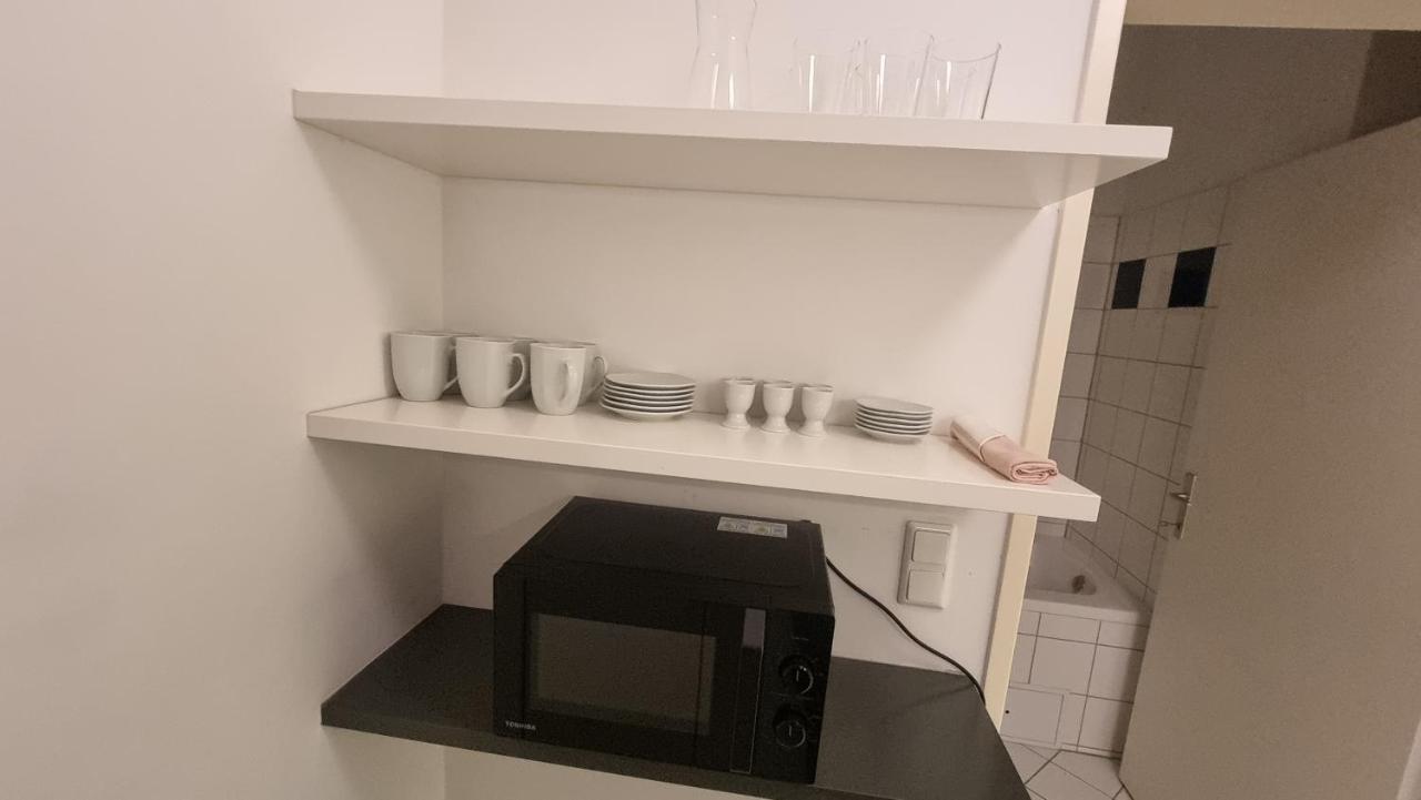 Sunny Apartment Next To Metro 1Br Viena Exterior foto